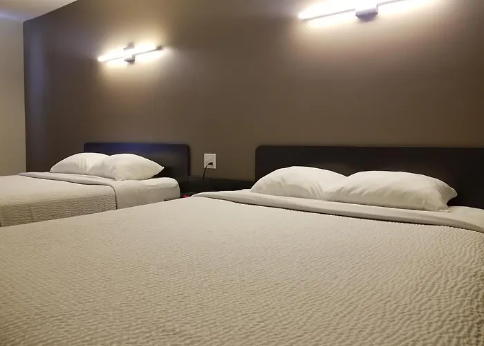 Joys Inn Innisfail, Ab