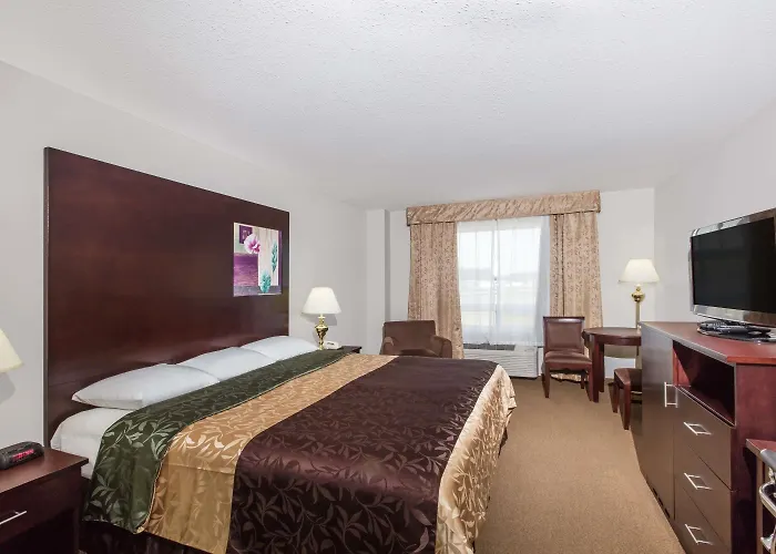 Super 8 By Wyndham Innisfail