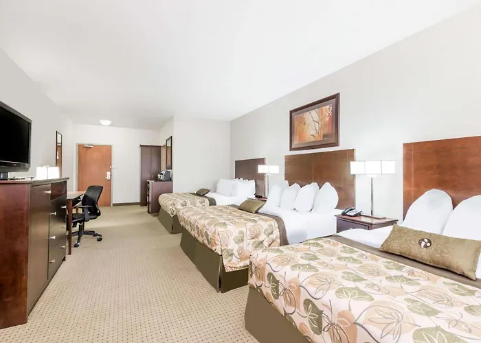 Ramada By Wyndham Olds